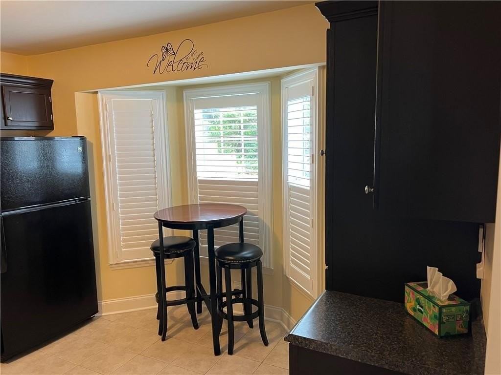 1100 Country Club Pl Nw - Photo 5 of 31
