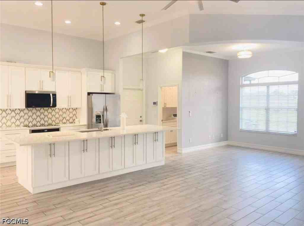 1418 Ne 11th Ter - Photo 4 of 23