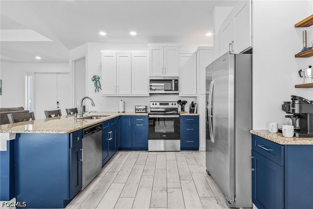 136 Kamal Pkwy - Photo 6 of 31