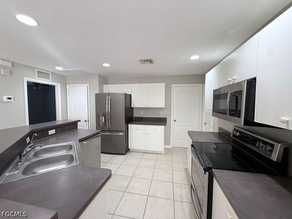754 Goldrock Rd - Photo 5 of 19