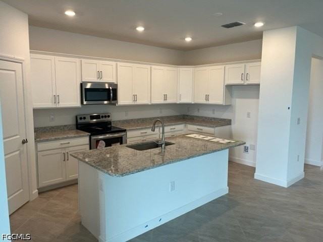 11410 Timber Creek Dr - Photo 2 of 44