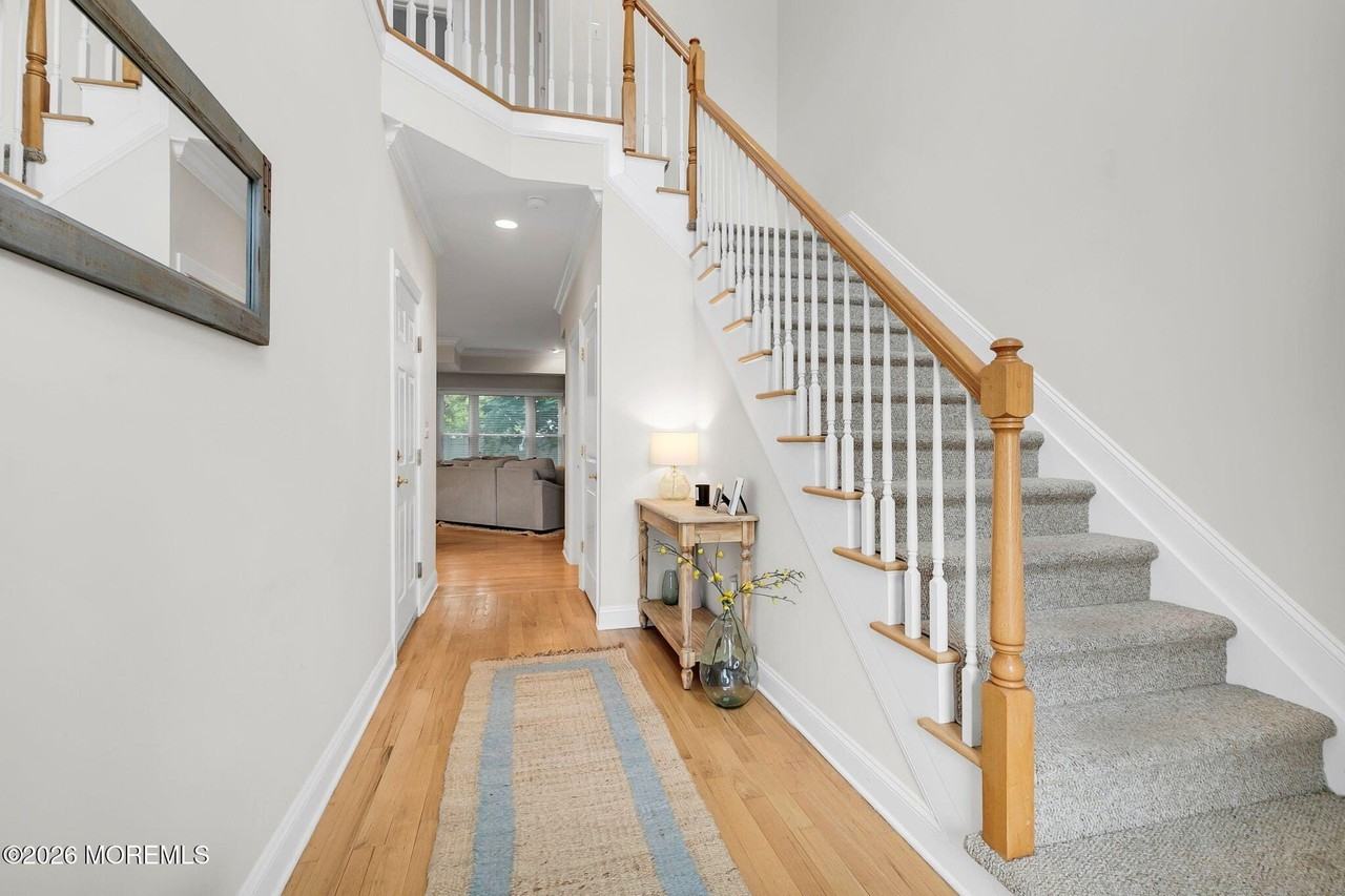 104 Locust Ave - Photo 6 of 18