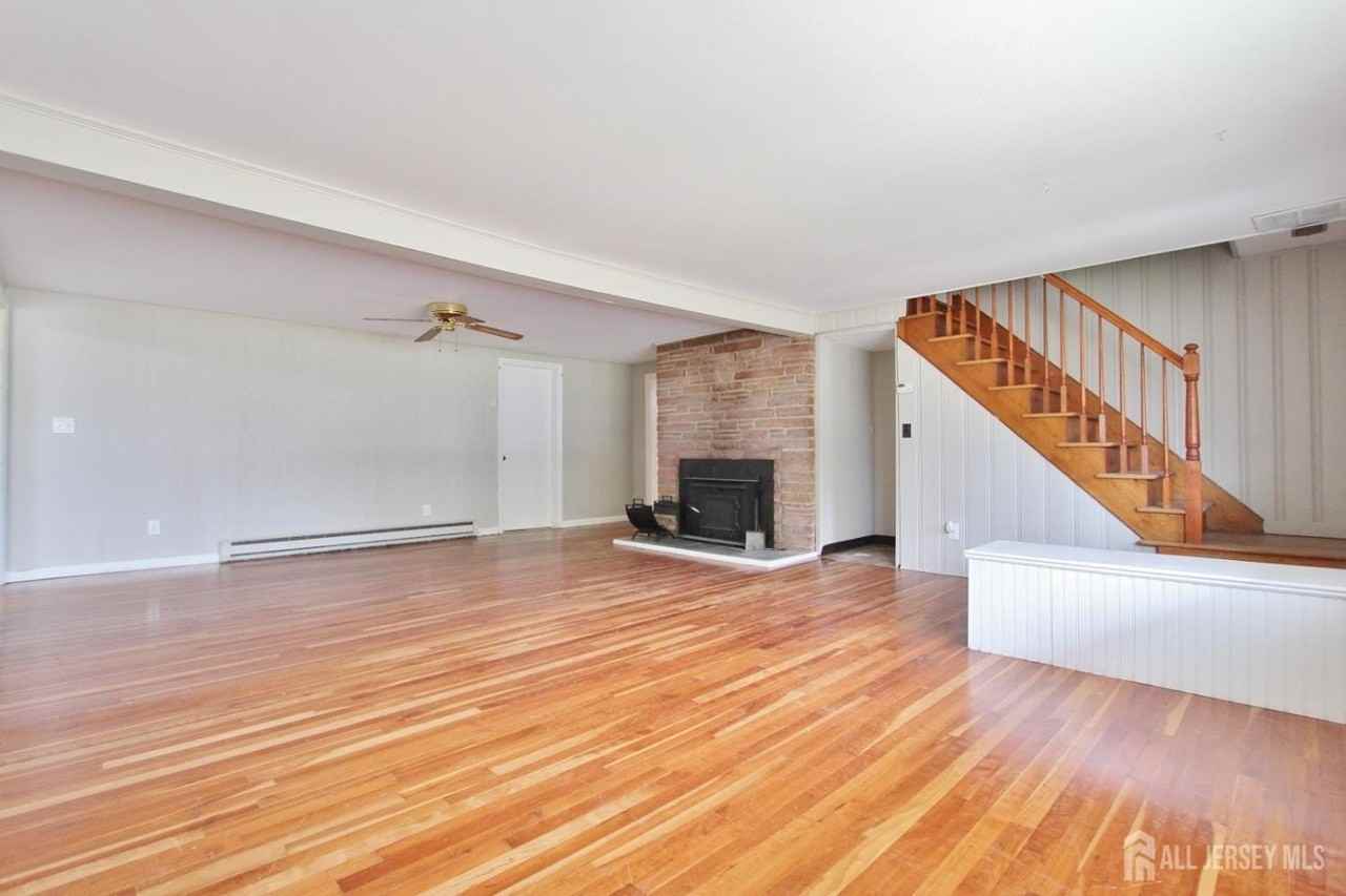 779 New Durham Rd - Photo 7 of 19