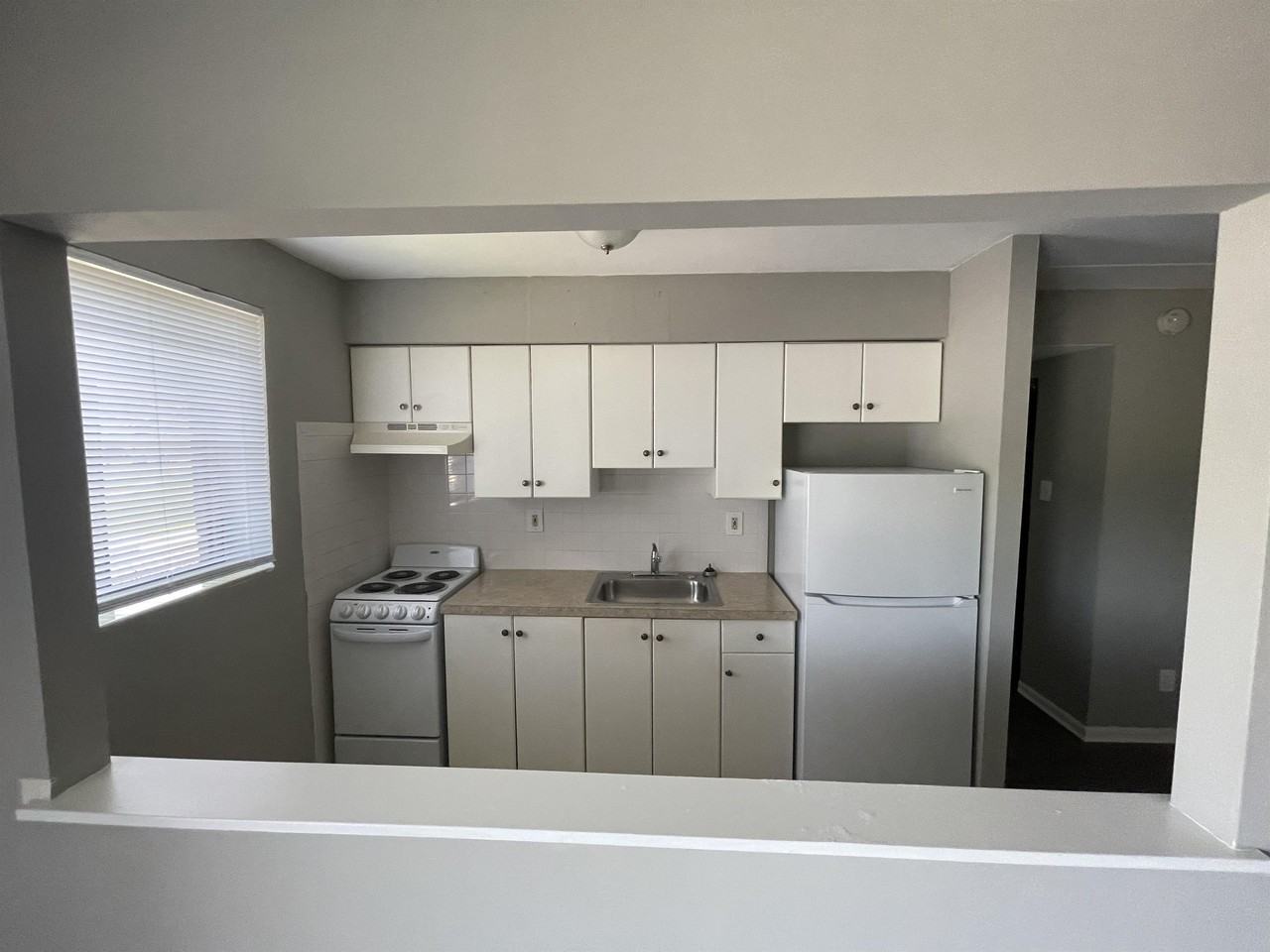 416 South 4th Street - Photo 6 of 35