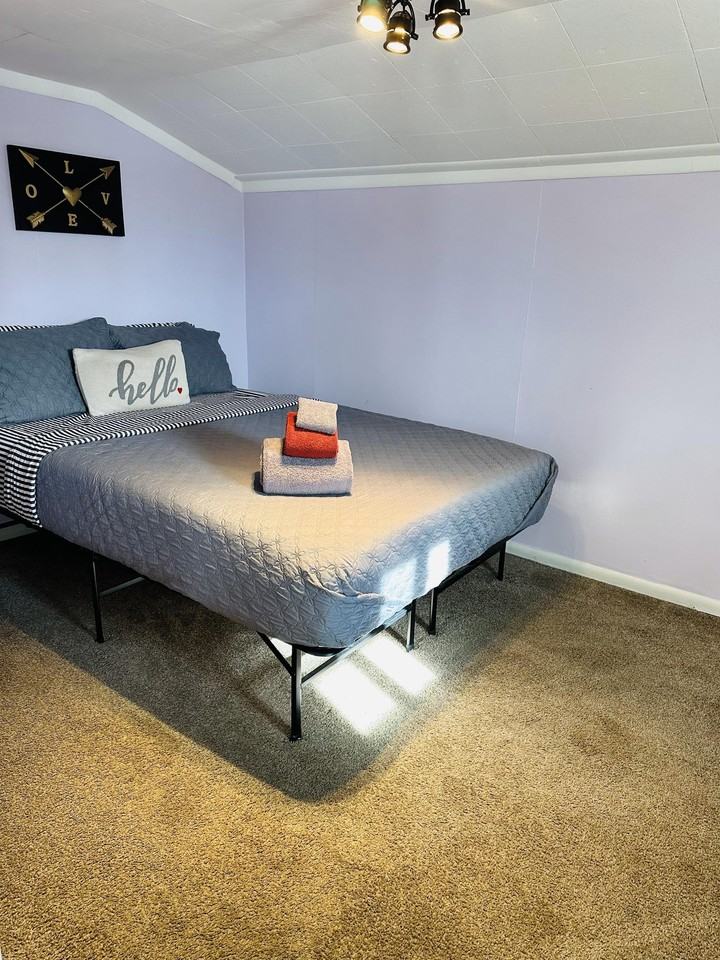 5800 Newport Street Unit 3 - Photo 7 of 9