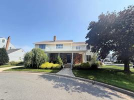 featured image of 303 Windsor Dr