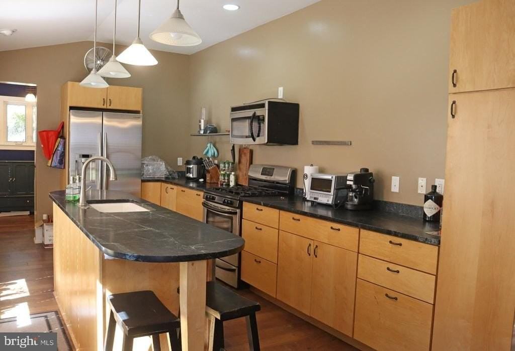 1705 N Rodney St - Photo 5 of 20