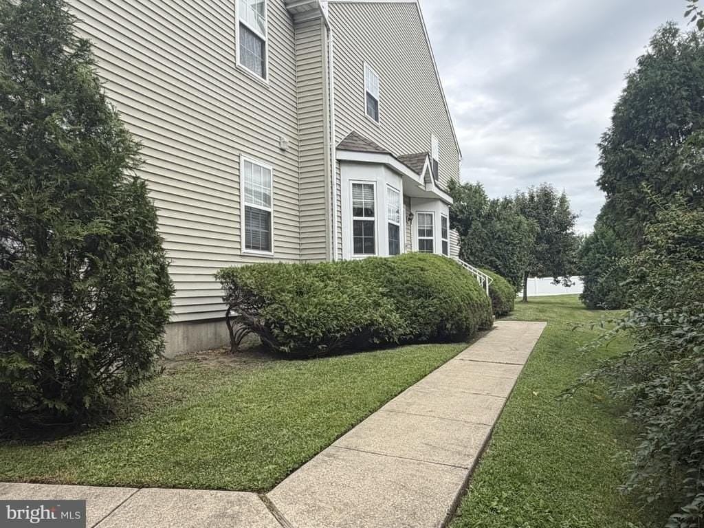40 Hearthstone Ln - Photo 2 of 23
