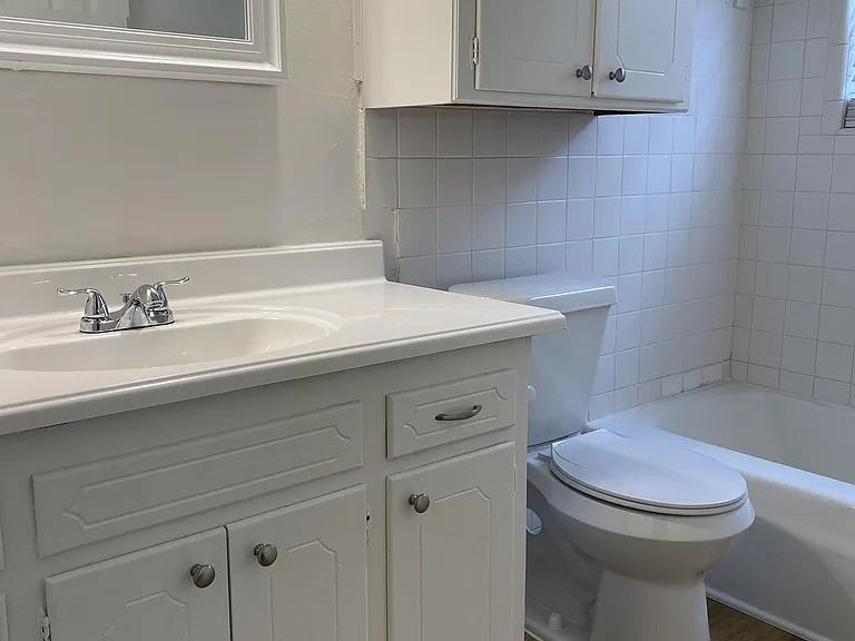829 Drake Drive - Photo 5 of 9