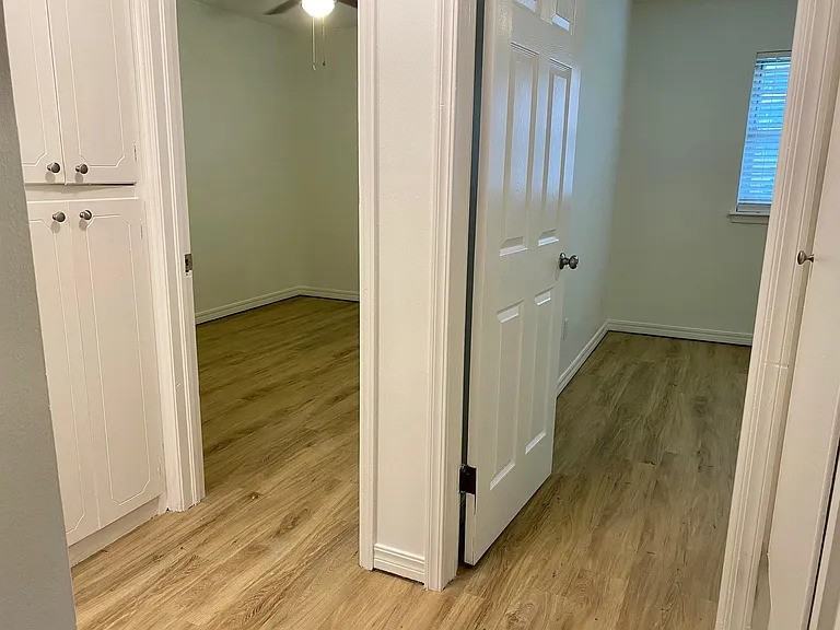 829 Drake Drive - Photo 7 of 9