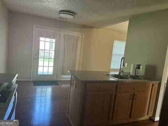 527 Acorn Ln - Photo 5 of 22