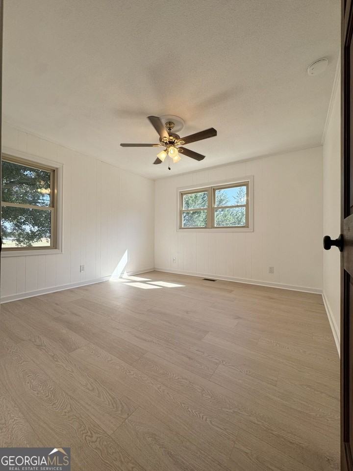 510 Taylor Smith Rd - Photo 6 of 15