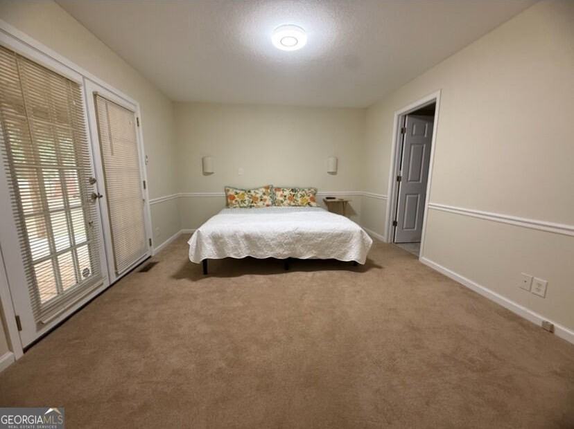 70 Golden Oaks Dr - Photo 6 of 15