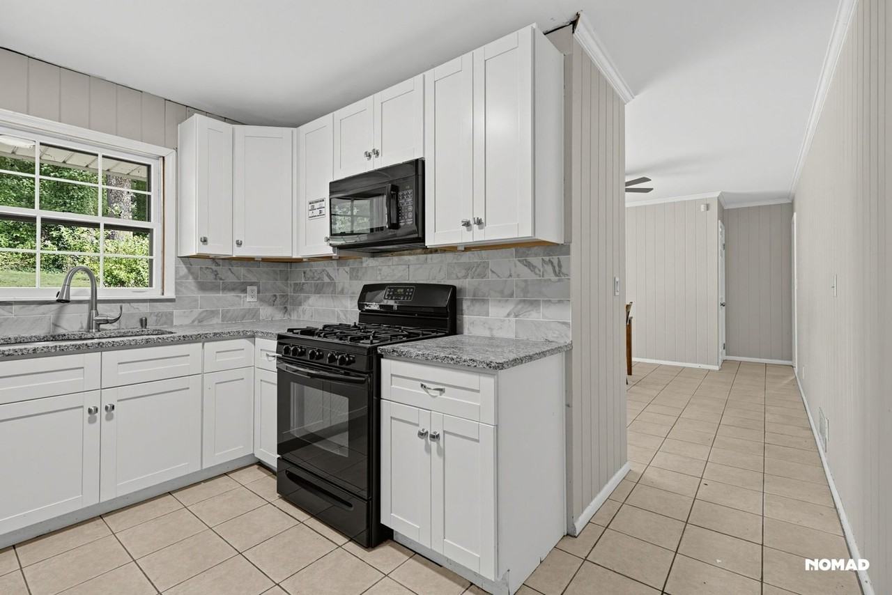 1473 Dewberry Trl - Photo 5 of 29