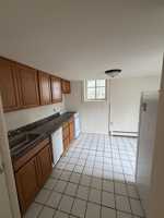 featured image of 125 E Gorham St
