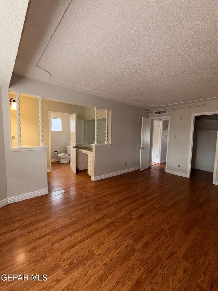 1845 Tommy Aaron Dr - Photo 3 of 22