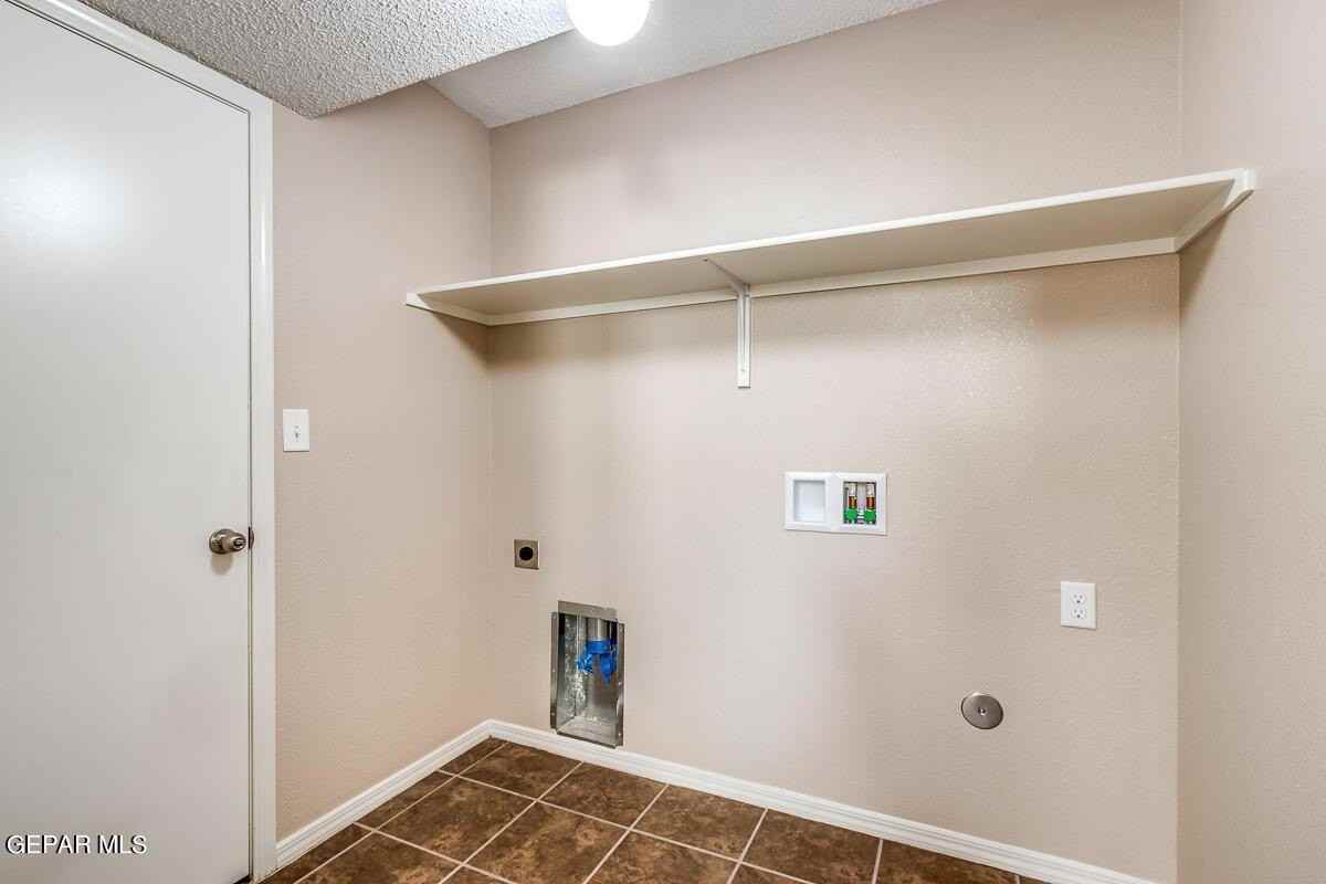 2628 Michael Chang Pl - Photo 5 of 28