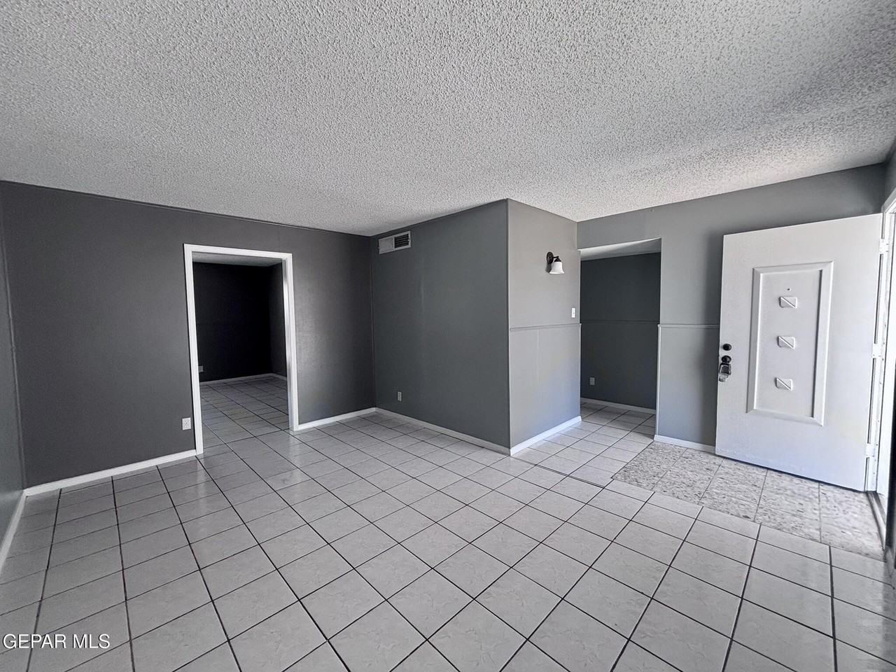 11137 Pink Coral Dr - Photo 4 of 16