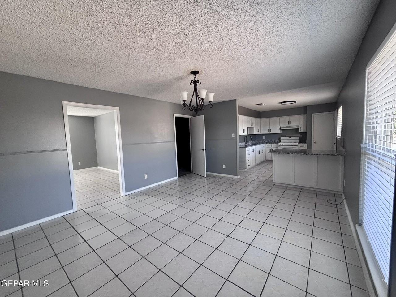 11137 Pink Coral Dr - Photo 6 of 16