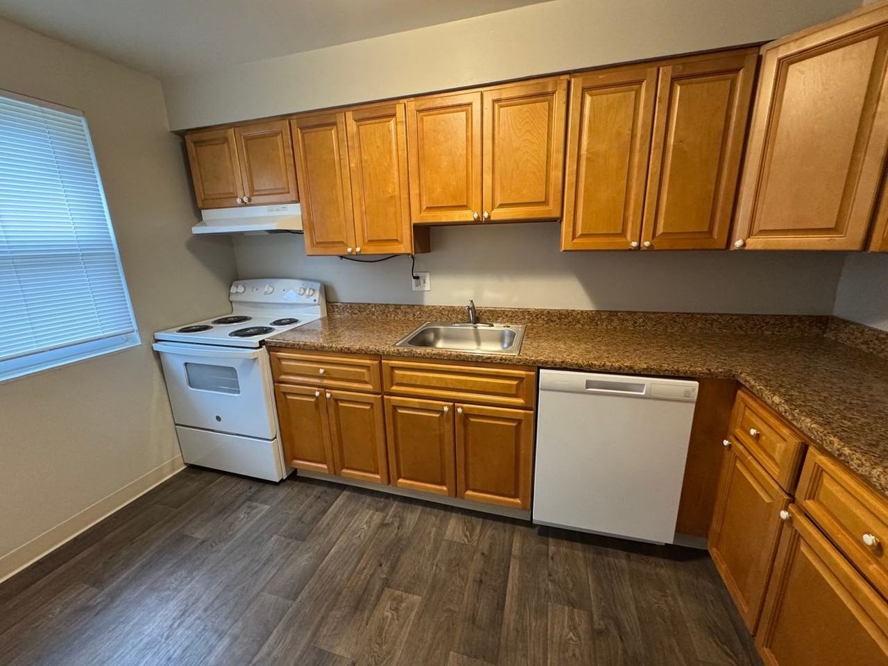 Heritage Village Apartments - Photo 5 of 30