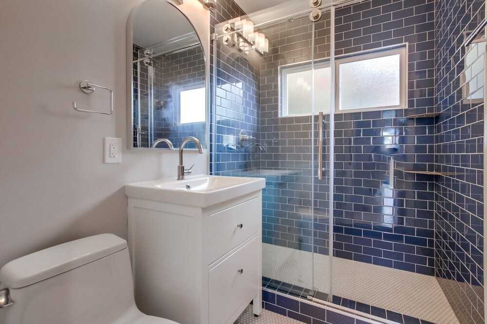 4449 Central Ave - Photo 3 of 37