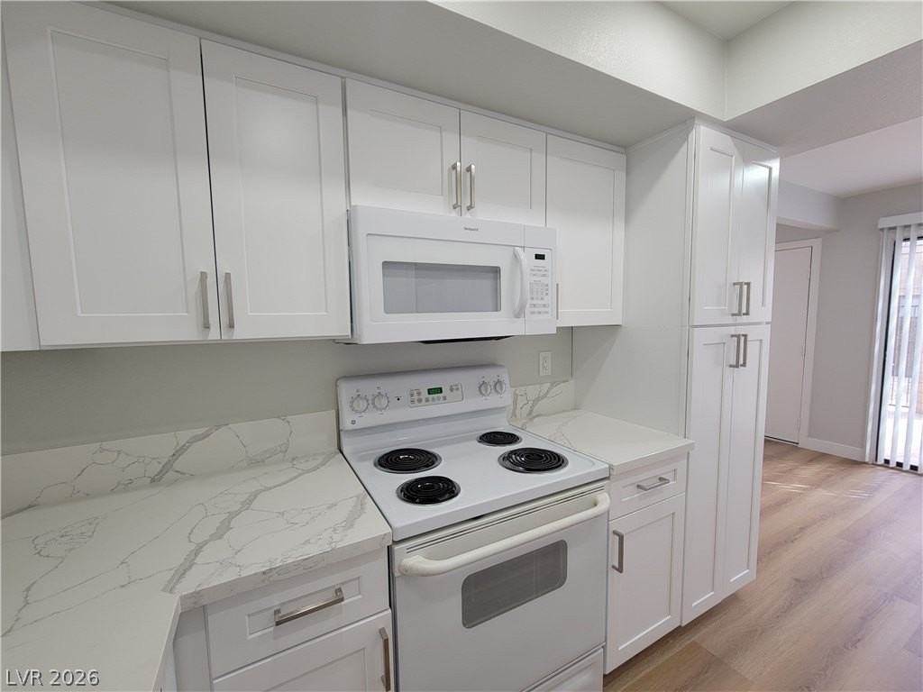 1894 Avacado Ct - Photo 4 of 34