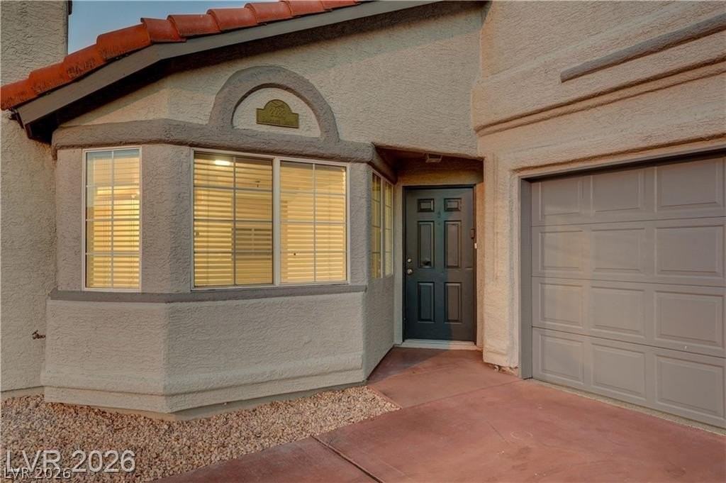 2283 Ramsgate Dr - Photo 3 of 50