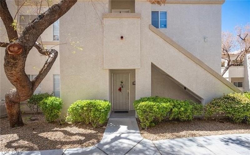 6480 Annie Oakley Dr #213 - Photo 2 of 37