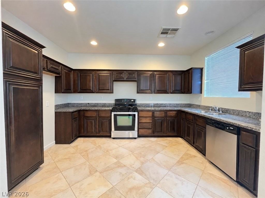 5248 Pendergrass St - Photo 2 of 34