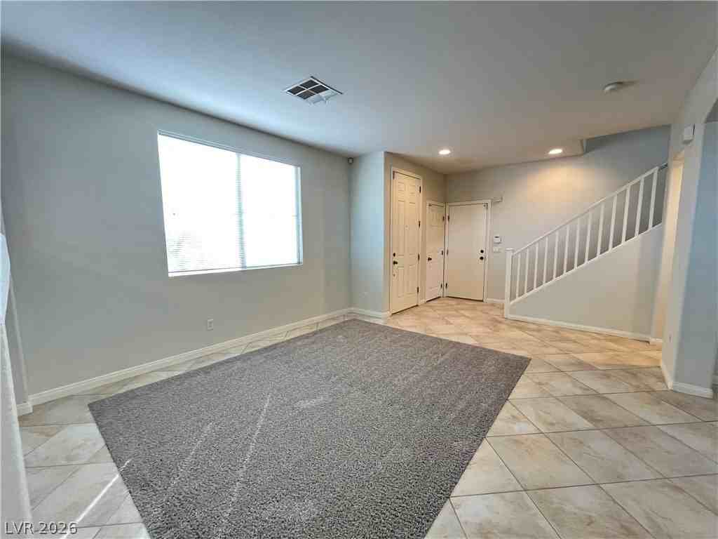 5248 Pendergrass St - Photo 5 of 34