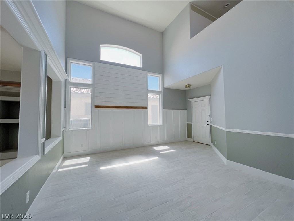 4572 Yellow Harbor St - Photo 3 of 33