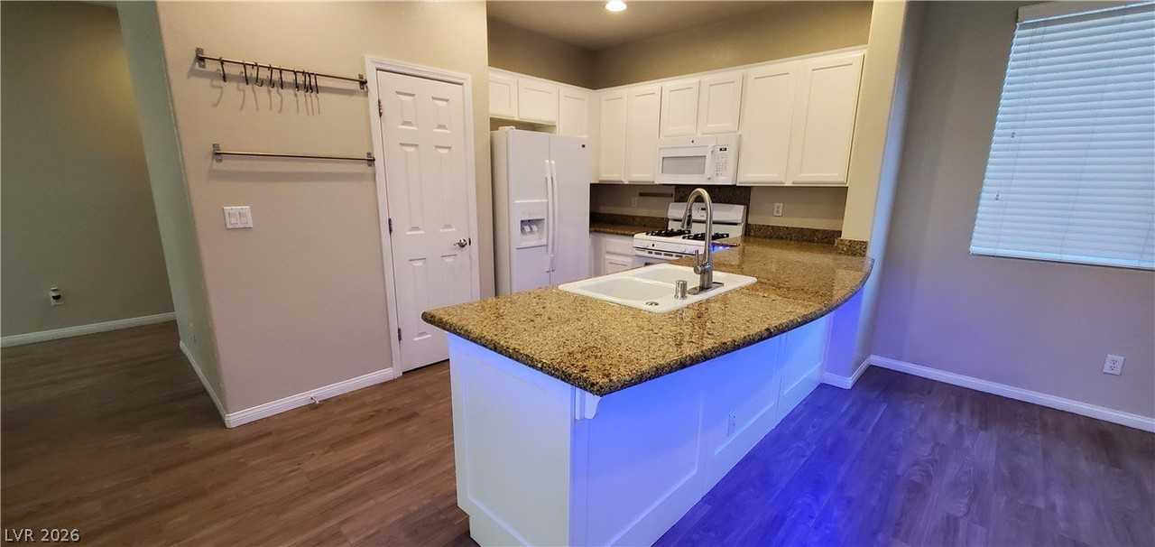 382 Dog Leg Dr #0 - Photo 4 of 24