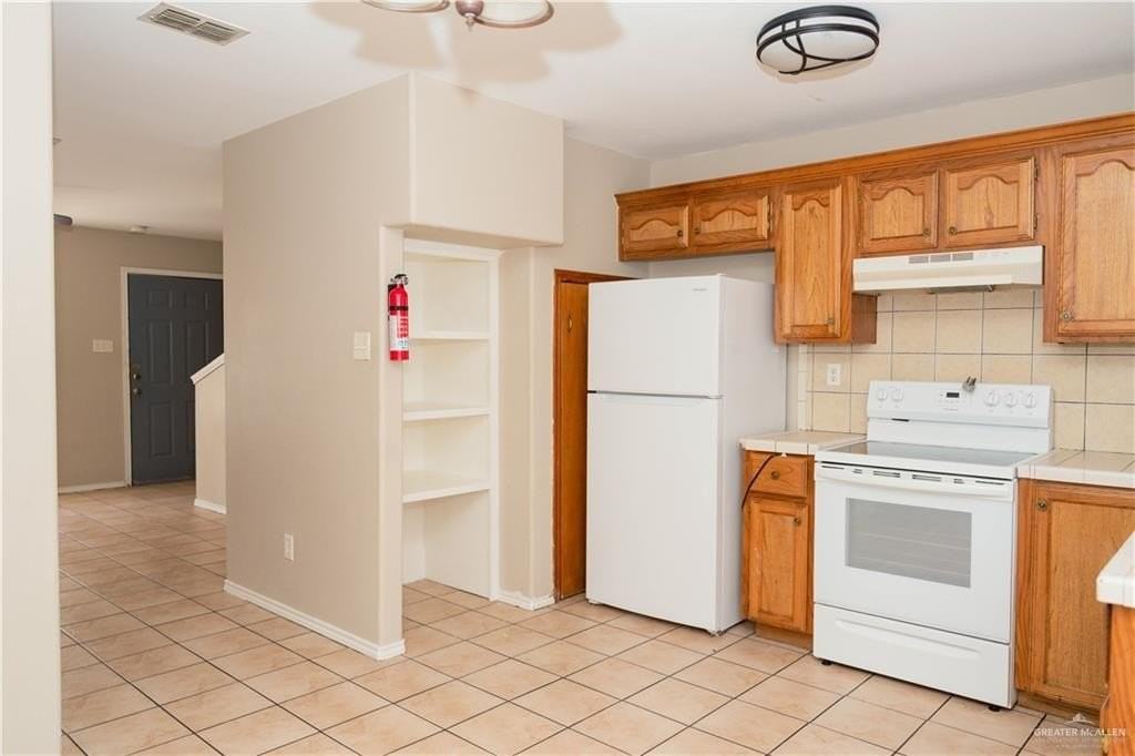 4308 Kings Dr - Photo 5 of 10