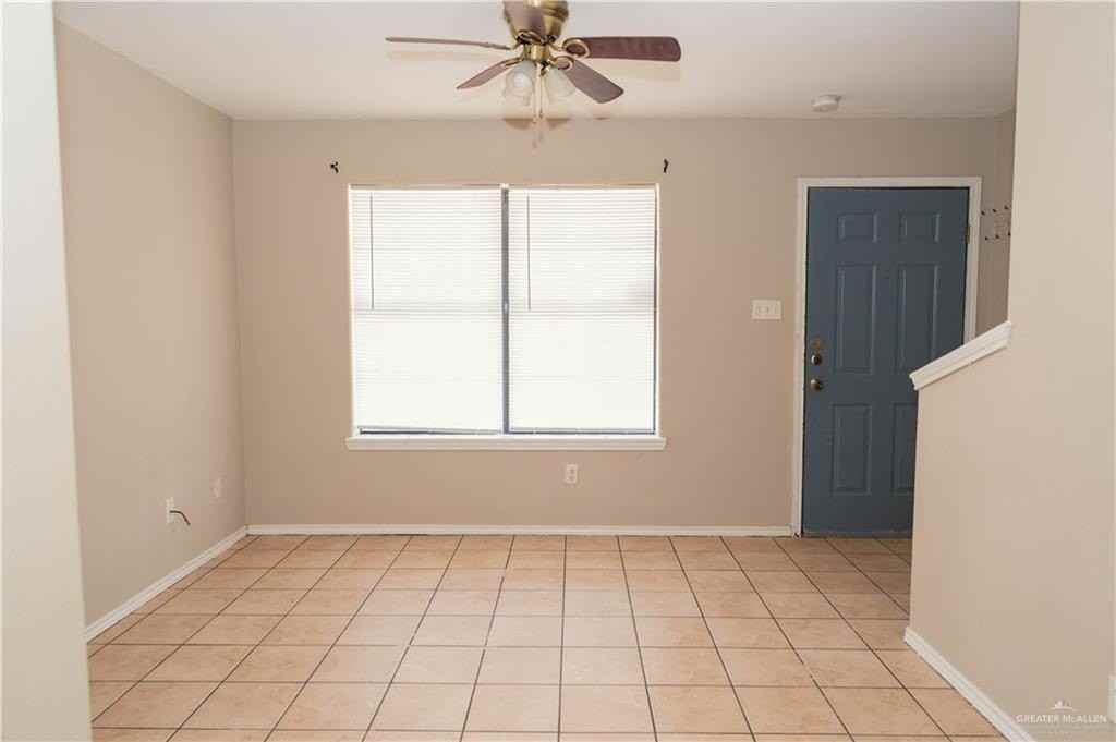 4308 Kings Dr - Photo 6 of 10