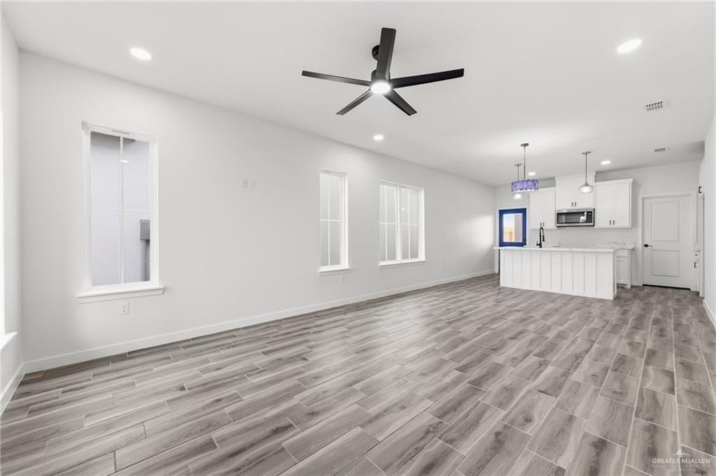 3221 Juan Castillo Avenue - Photo 2 of 12