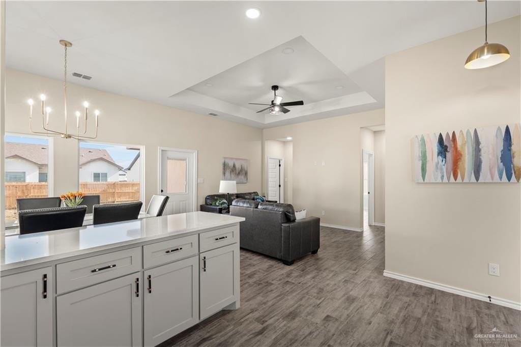 18032 Spruce St - Photo 6 of 15