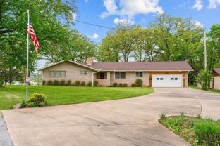 471 Parkside Dr - Photo 1 of 1