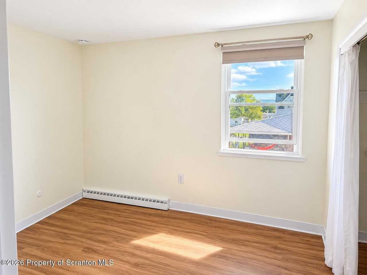 1510 Elizabeth St #1 - Photo 6 of 7