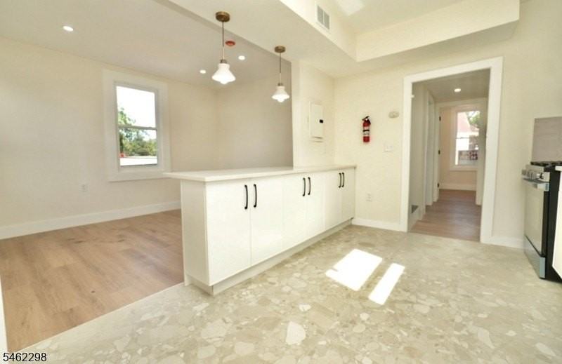 470 14th Ave - Photo 2 of 10