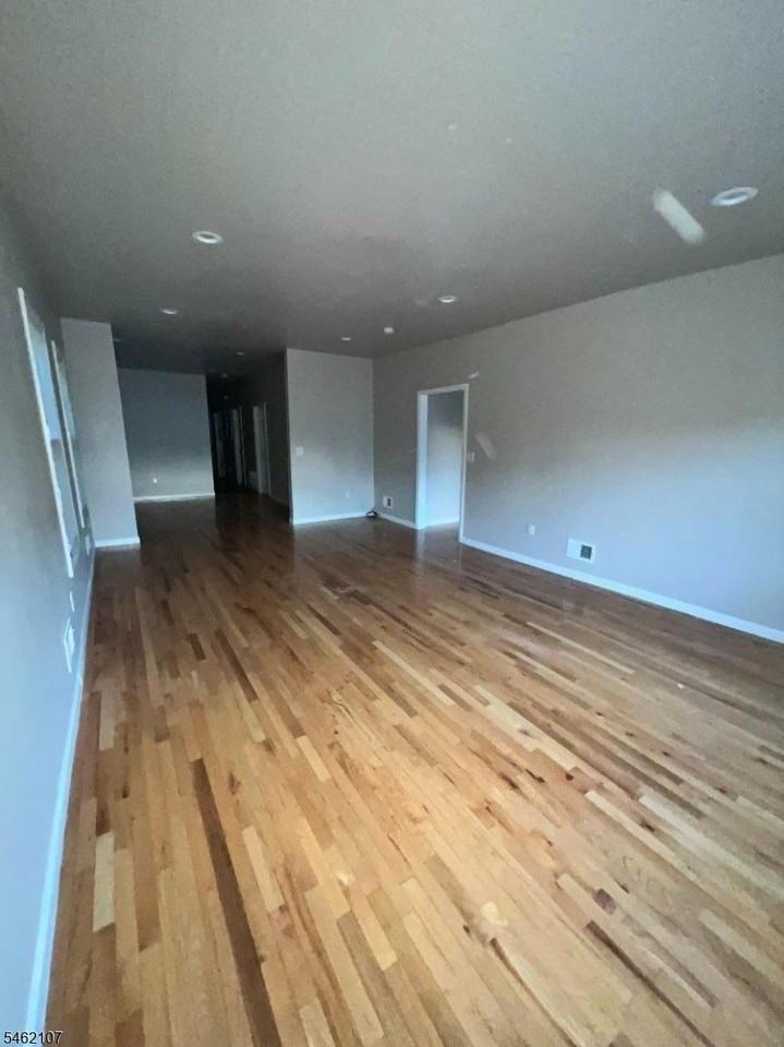 485 E 27th St #1 - Photo 5 of 13