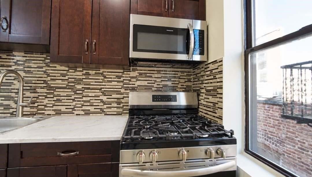 43 Broadway - Photo 6 of 17