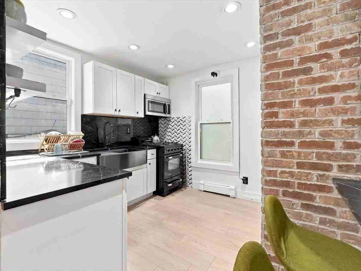 2226 John F Kennedy Blvd #1 - Photo 7 of 25