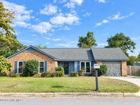 4118 Spencer St - Photo 1 of 1