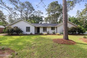 featured image of 925 N Ridge St