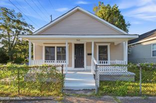 922 Dock St - Photo 1 of 1