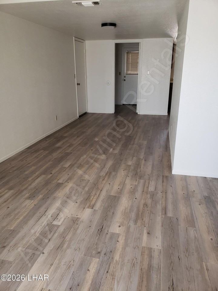1781 Palo Verde Blvd N #A - Photo 5 of 9