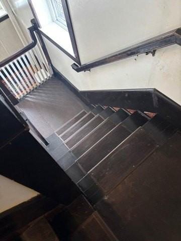 519 Main St - Photo 3 of 7