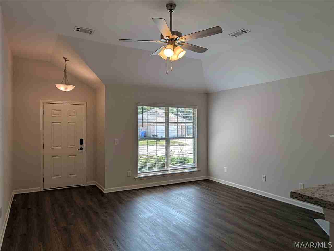133 Dawsons Mill Dr - Photo 4 of 50