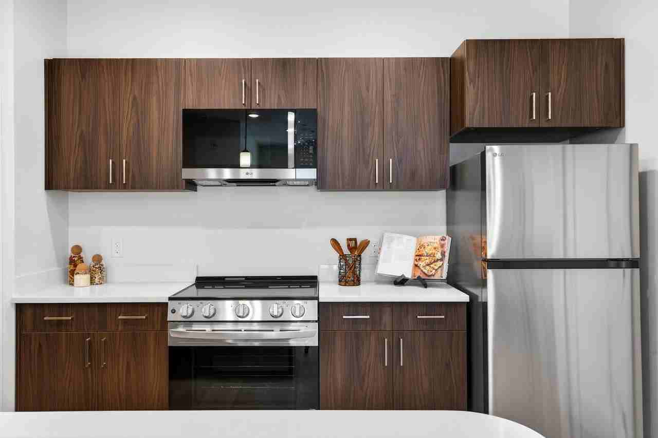 Mountain View Apartments - Photo 6 of 49