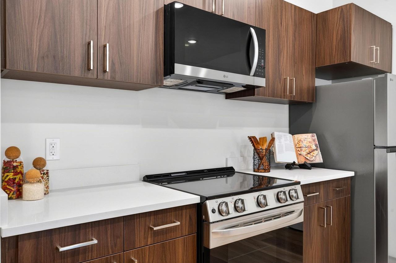 Mountain View Apartments - Photo 7 of 49